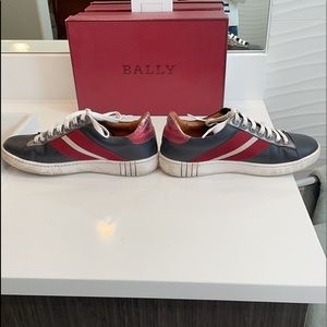 Authentic Bally black calf plain sneakers